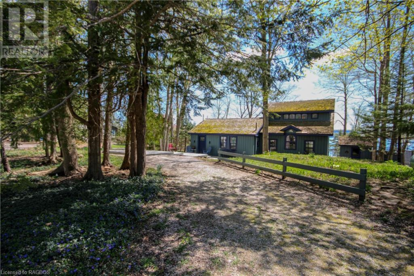 538 MALLORY BEACH Road, South Bruce Peninsula