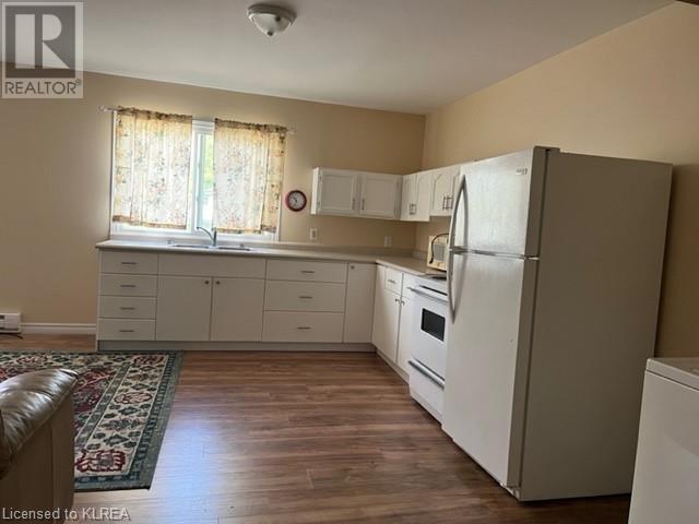 Listing 40263862 - Large Photo # 9