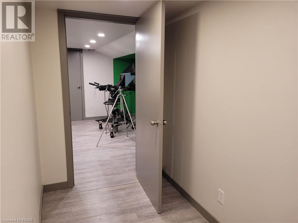 Listing 40271450 - Large Photo # 19