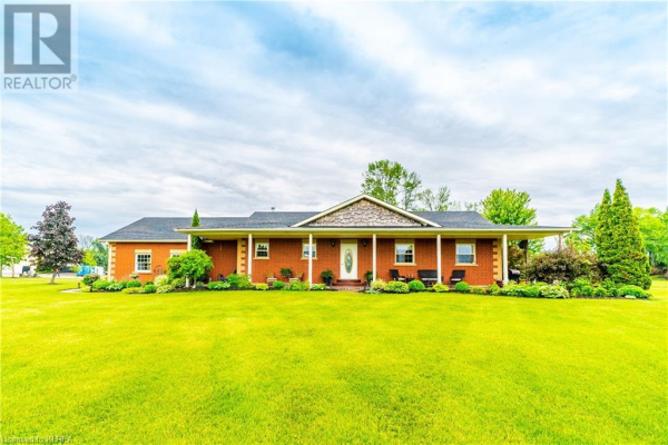 252 CROSS CREEK Road, Lindsay