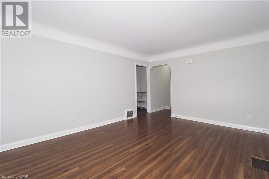 Listing 40276286 - Large Photo # 7