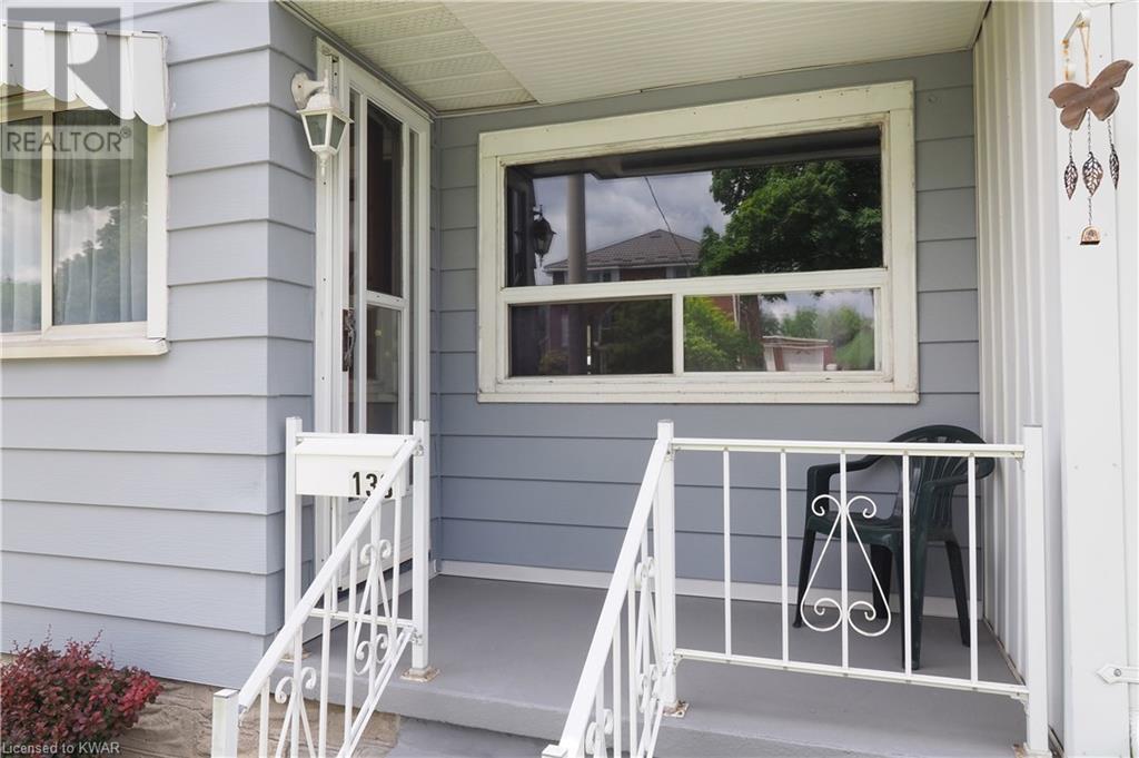 Listing 40276286 - Large Photo # 3