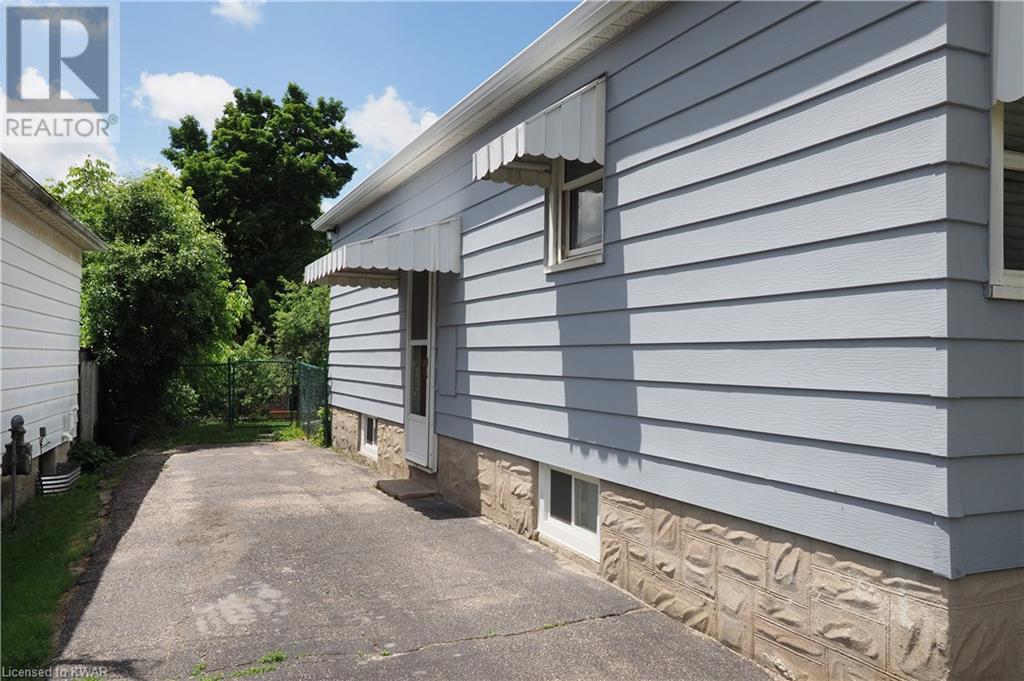 Listing 40276286 - Large Photo # 2