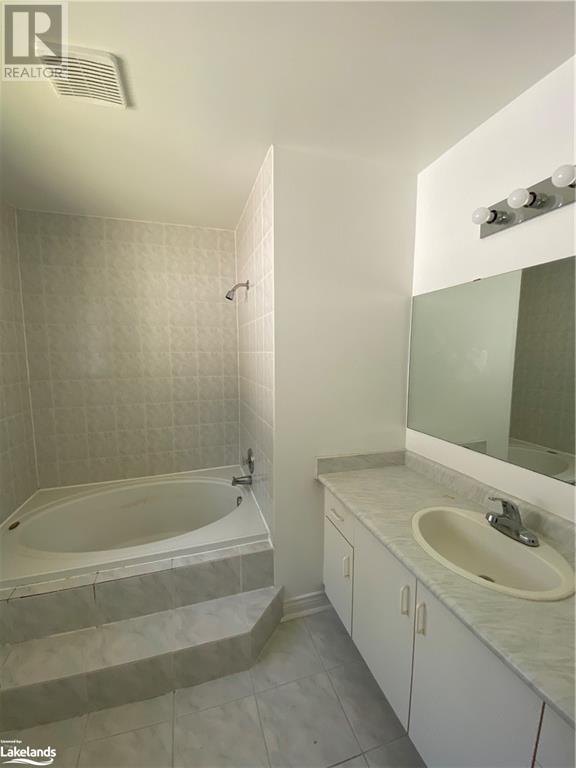 Listing 40277635 - Large Photo # 6