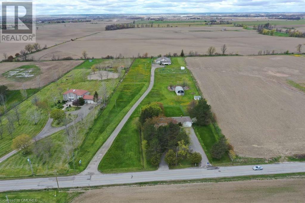 Listing 40284247 - Large Photo # 1
