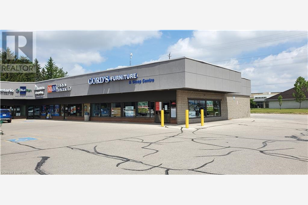 975 WALLACE Avenue N Unit# I, Listowel