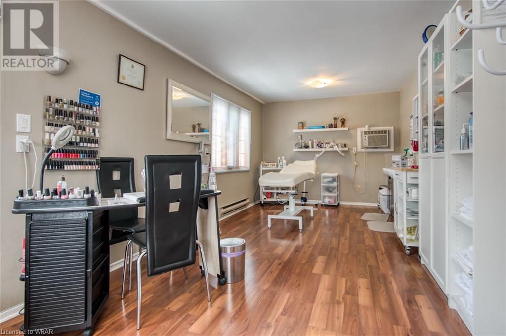 Listing 40288953 - Large Photo # 33