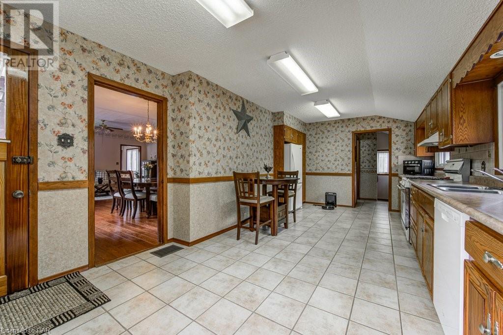 Listing 40294487 - Large Photo # 22