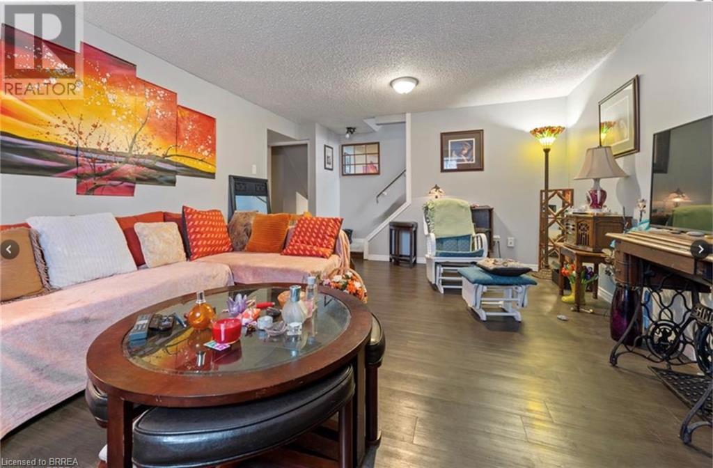Listing 40295185 - Large Photo # 12