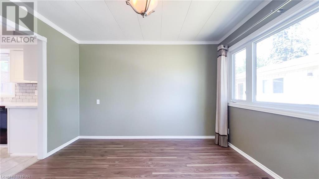 Listing 40295613 - Large Photo # 18