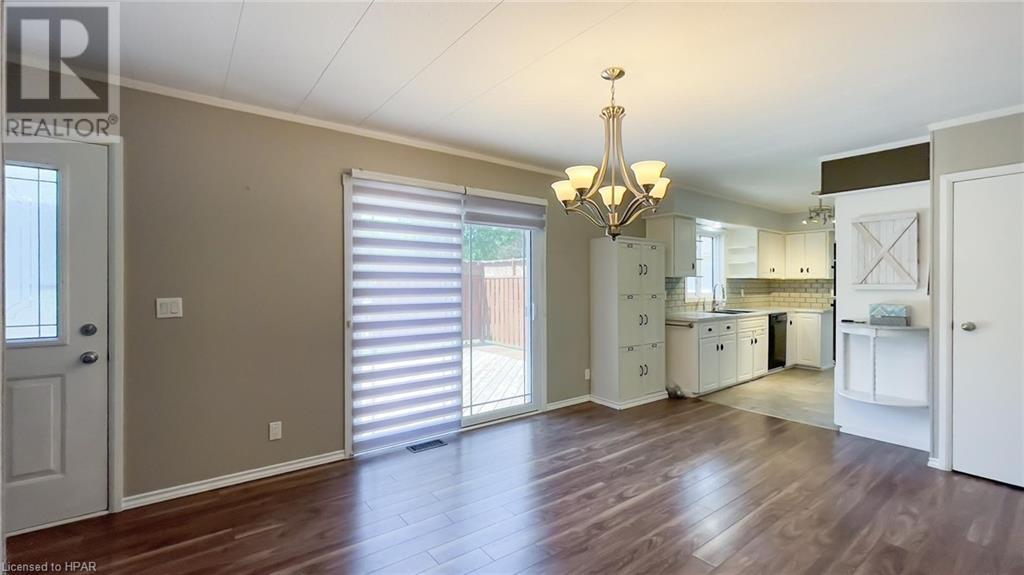 Listing 40295613 - Large Photo # 11