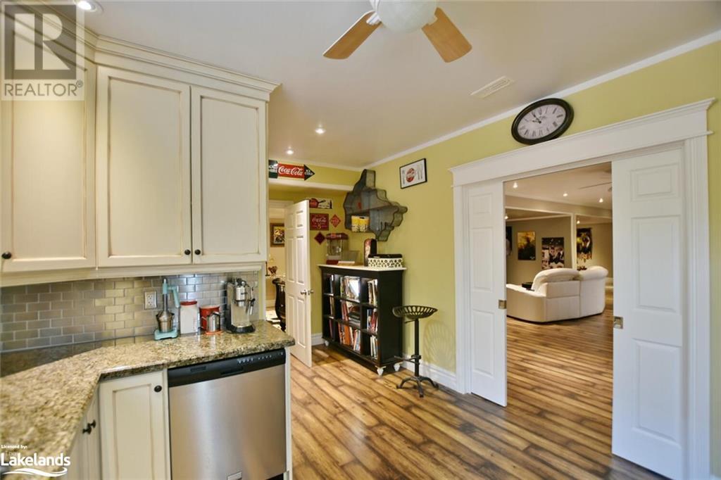 Listing 40304815 - Large Photo # 45
