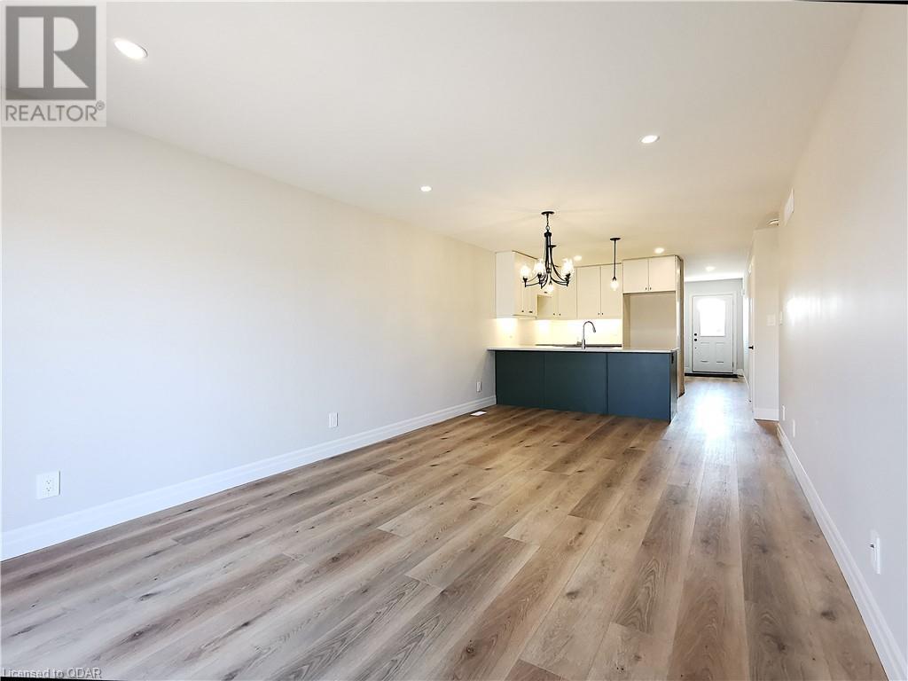 Listing 40308047 - Large Photo # 6