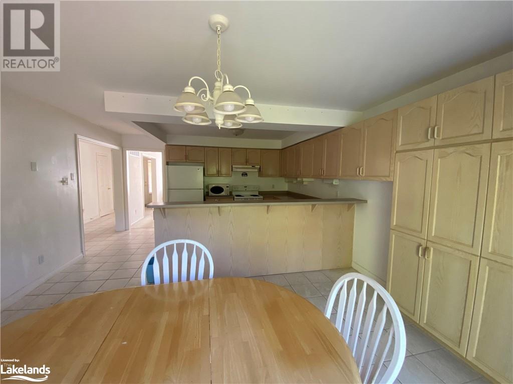 Listing 40308095 - Large Photo # 5
