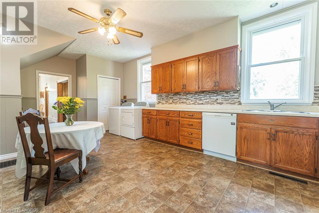 Listing 40309198 - Large Photo # 12