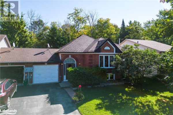 17 HARBOUR Crescent, Wasaga Beach