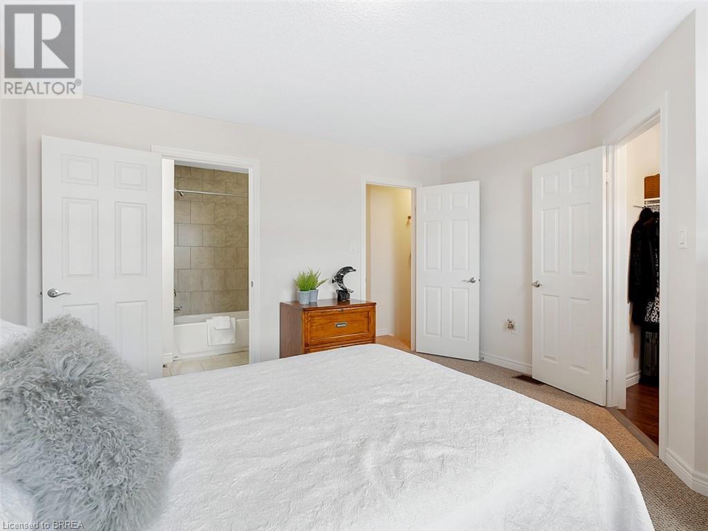 Listing 40311376 - Large Photo # 24