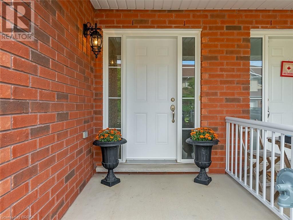 Listing 40311376 - Large Photo # 2