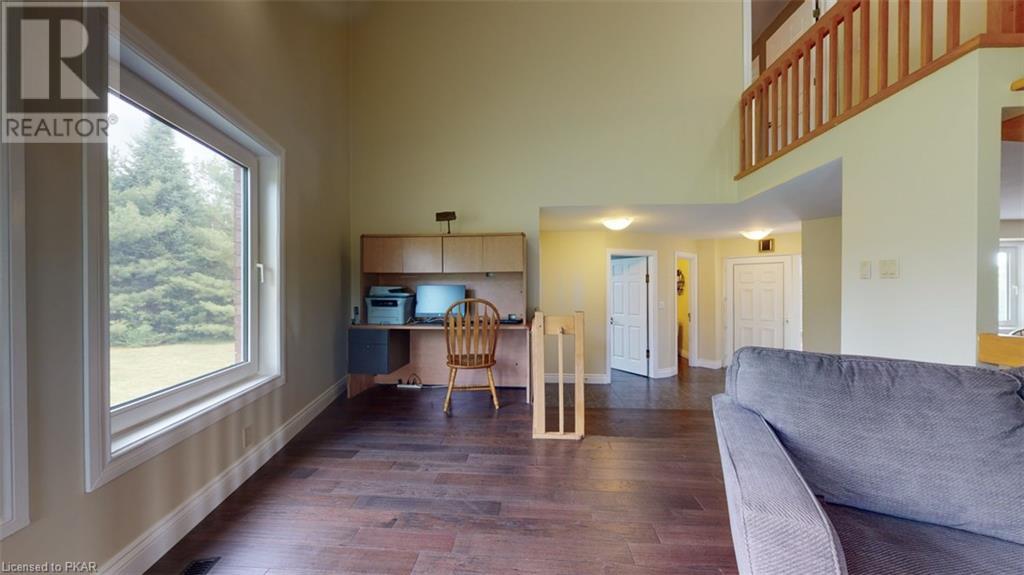 Listing 40312209 - Large Photo # 11