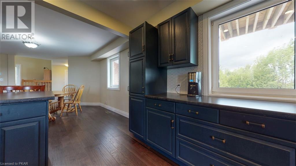 Listing 40312209 - Large Photo # 19