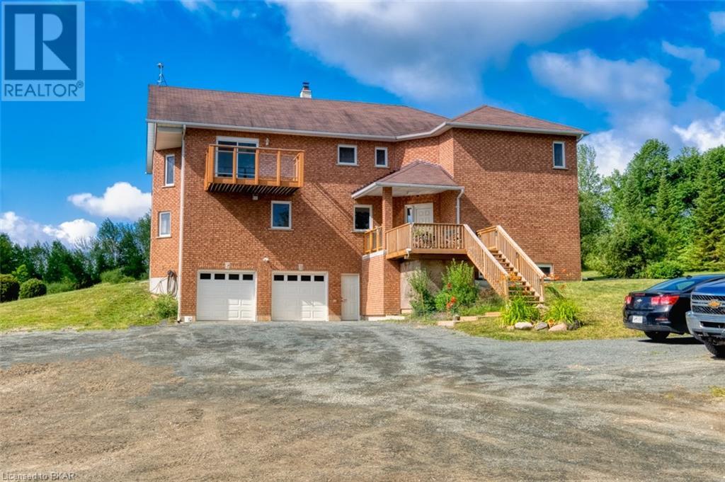 Listing 40312209 - Large Photo # 3