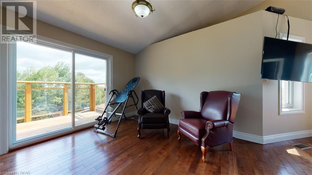 Listing 40312209 - Large Photo # 33