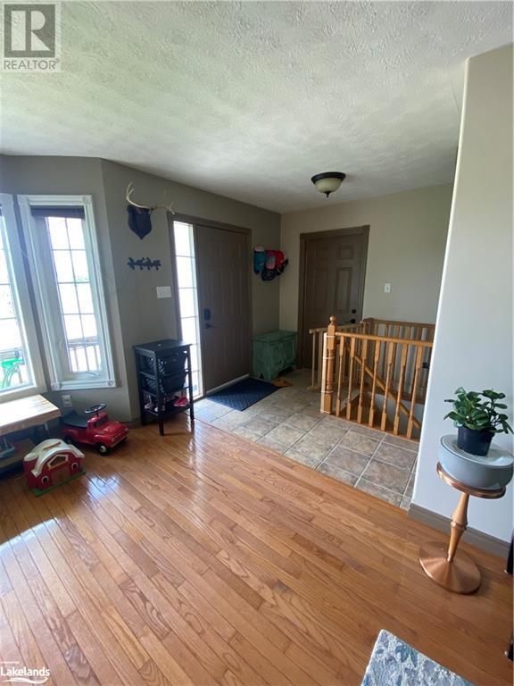 Listing 40315165 - Large Photo # 6