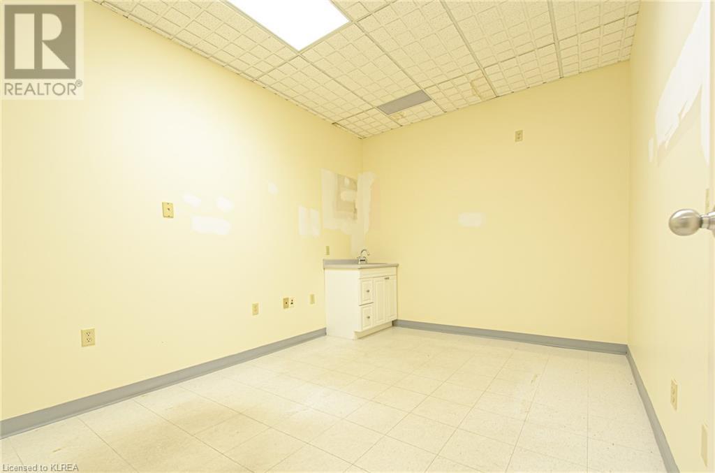 Listing 40315200 - Large Photo # 12