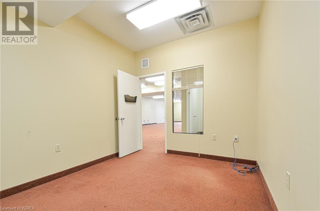 Listing 40315213 - Large Photo # 12