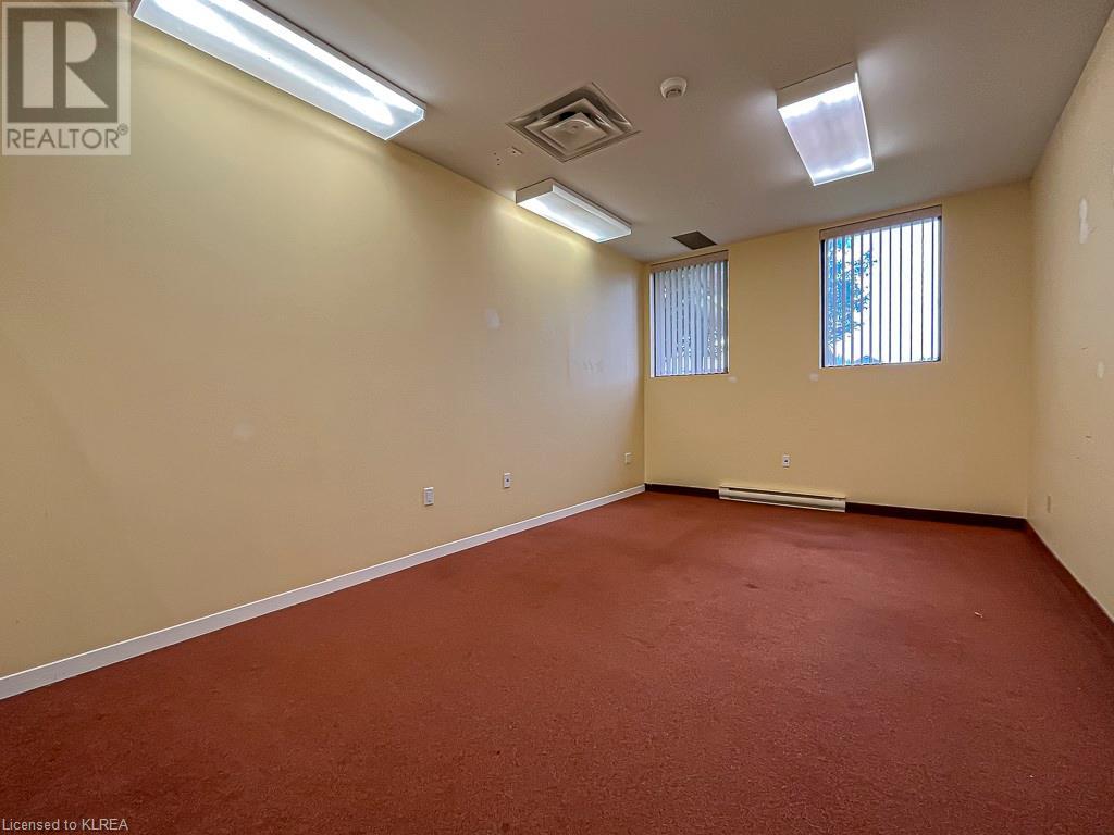 Listing 40315228 - Large Photo # 4