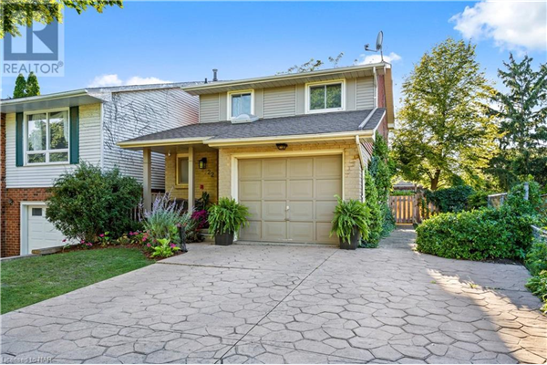 22 NAPLES Court, Thorold