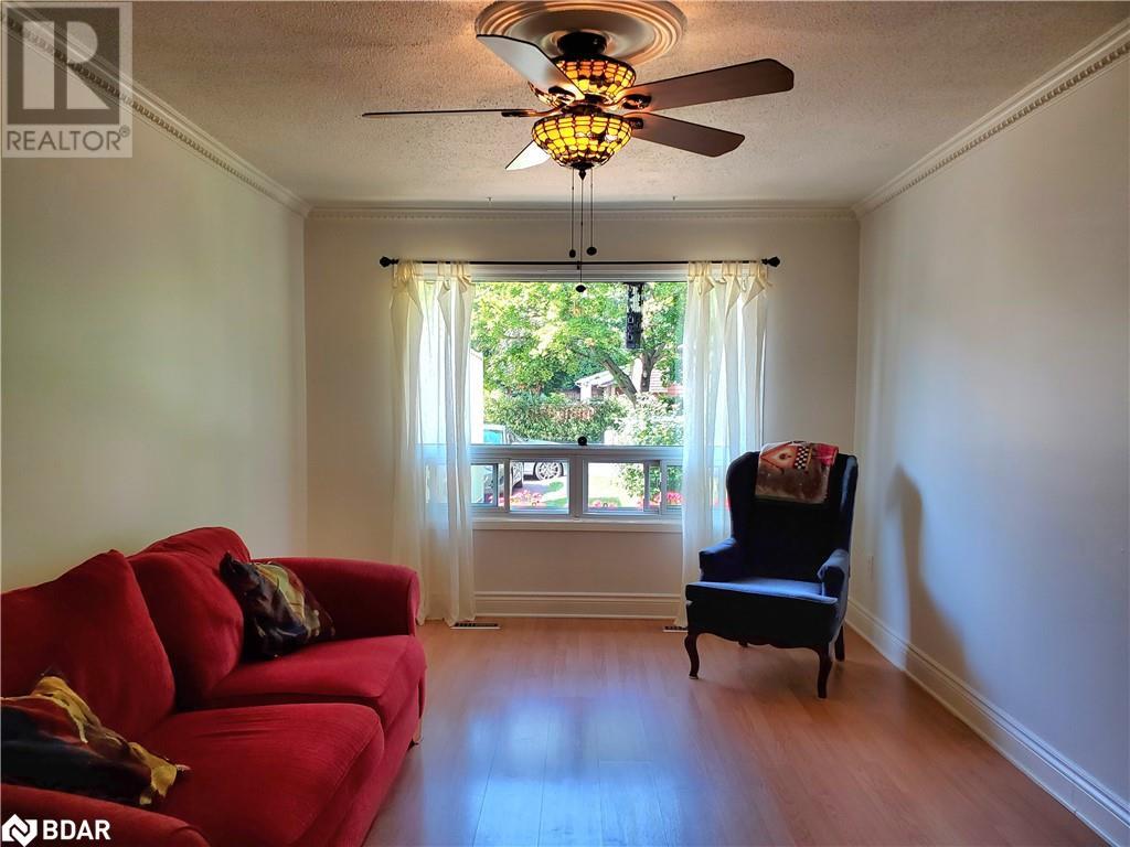 Listing 40315729 - Large Photo # 4