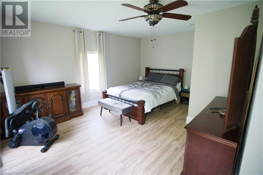 Listing 40316077 - Large Photo # 15