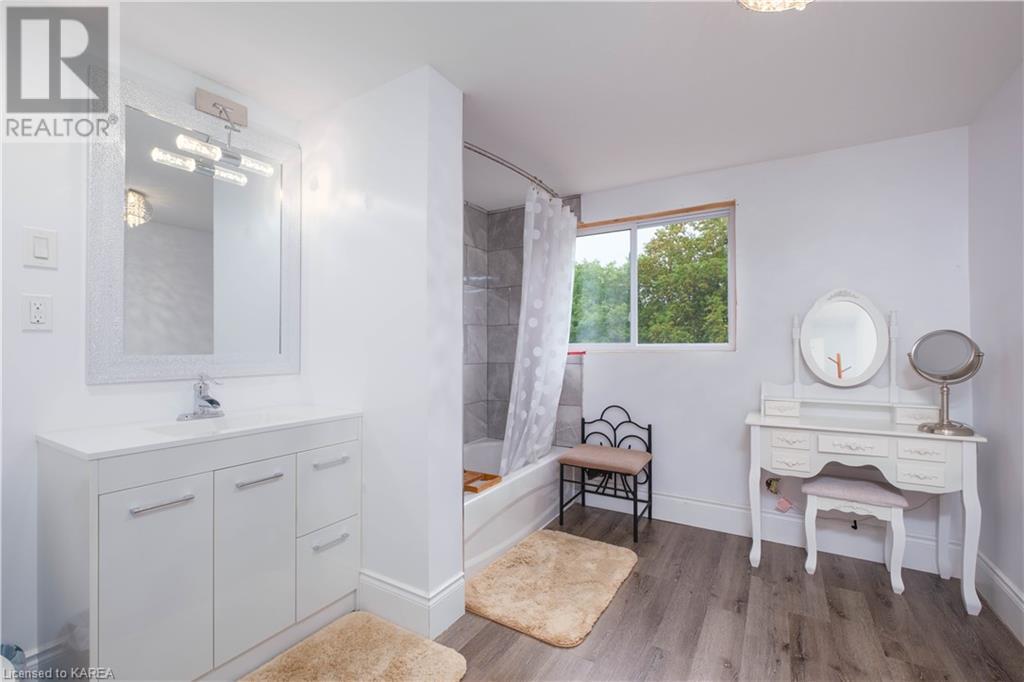 Listing 40317069 - Large Photo # 14