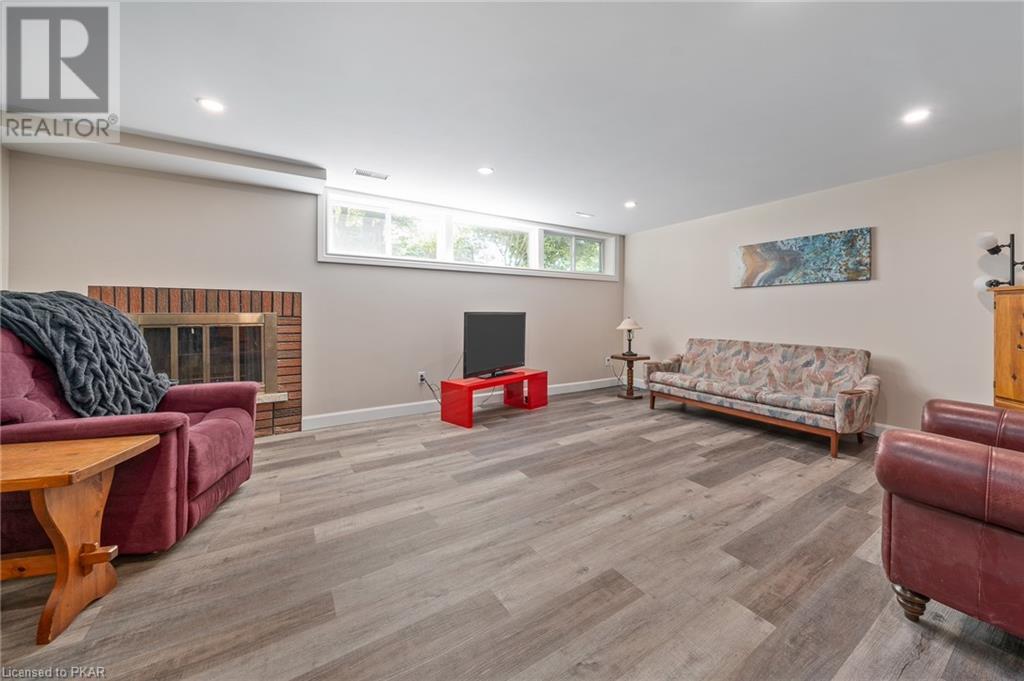 Listing 40320229 - Large Photo # 30