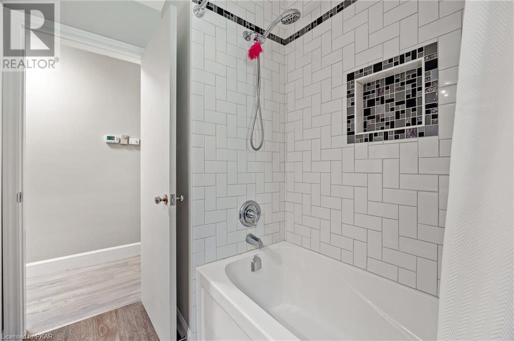 Listing 40320229 - Large Photo # 24