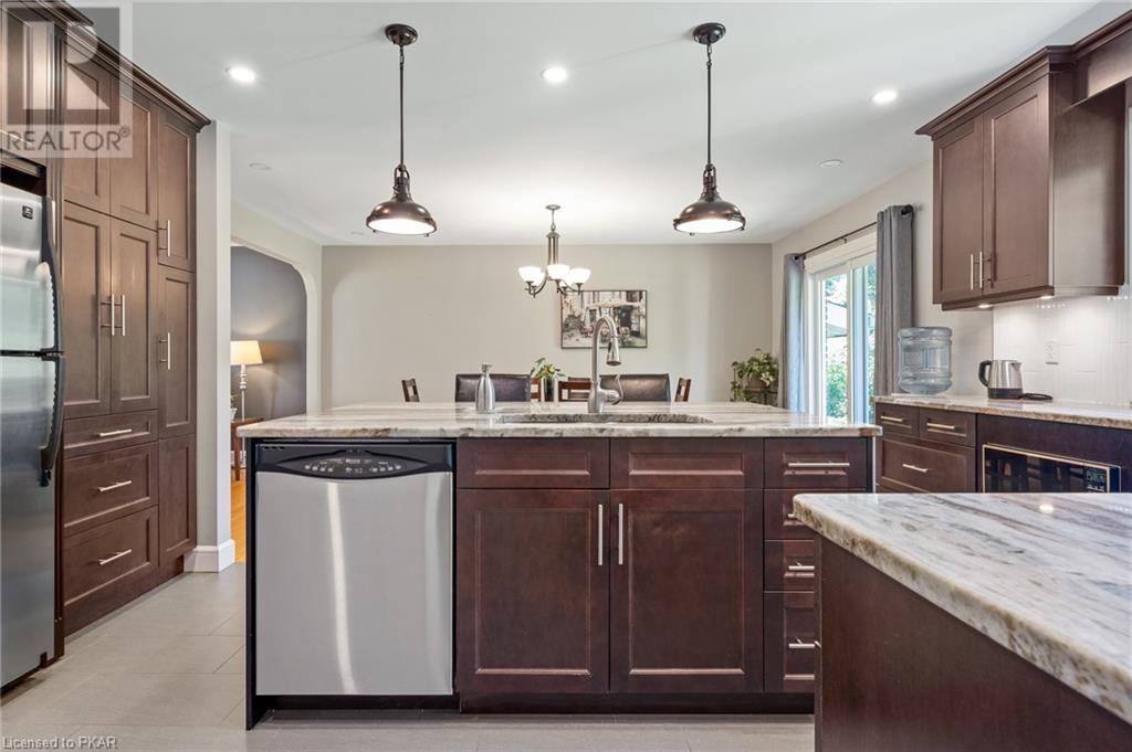 Listing 40320229 - Large Photo # 3