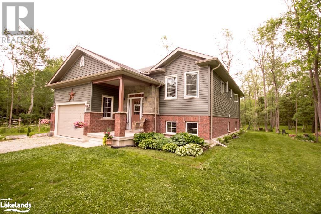 Listing 40320550 - Large Photo # 1