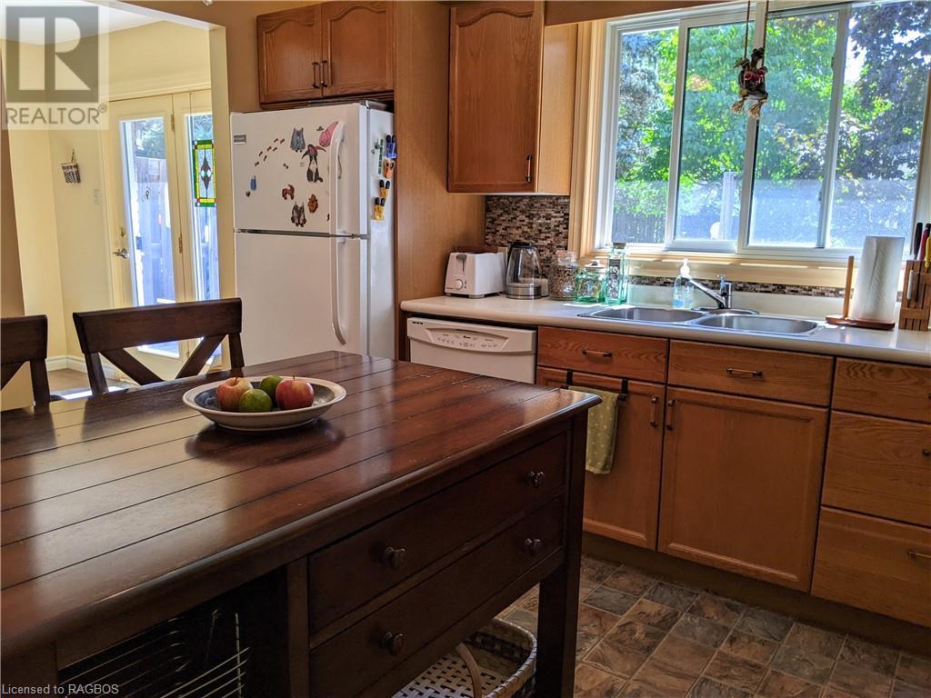 Listing 40320718 - Large Photo # 7