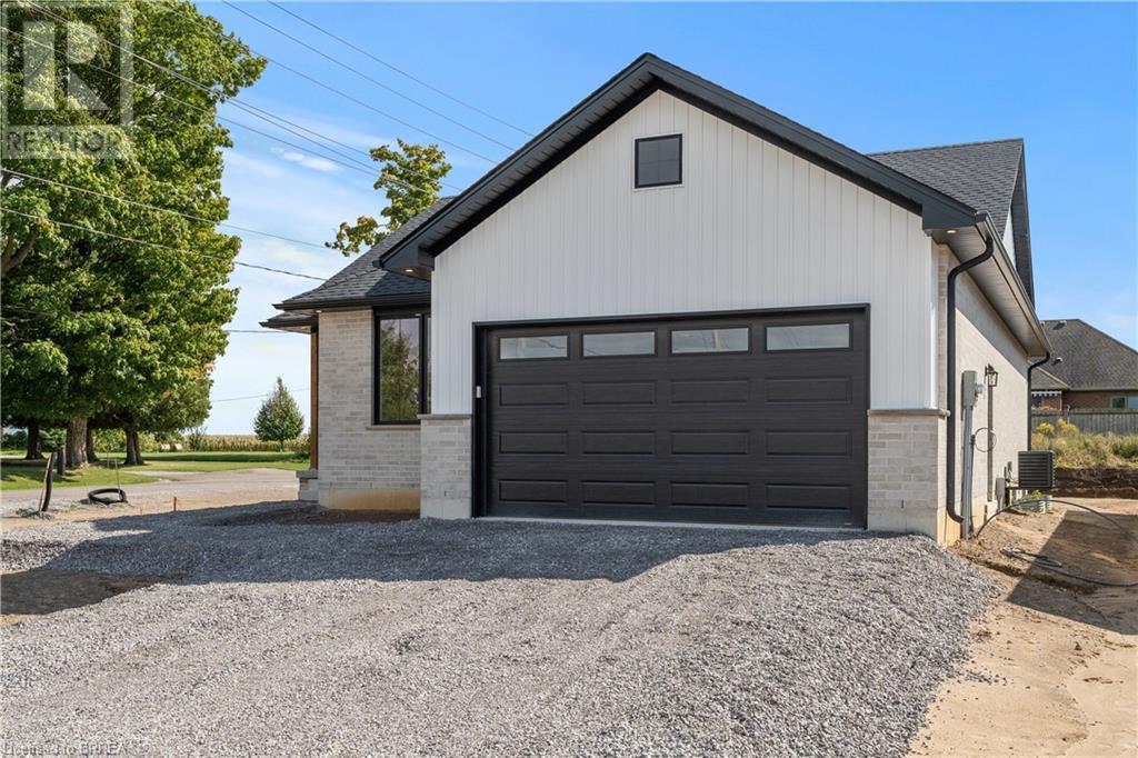 Listing 40323221 - Large Photo # 3