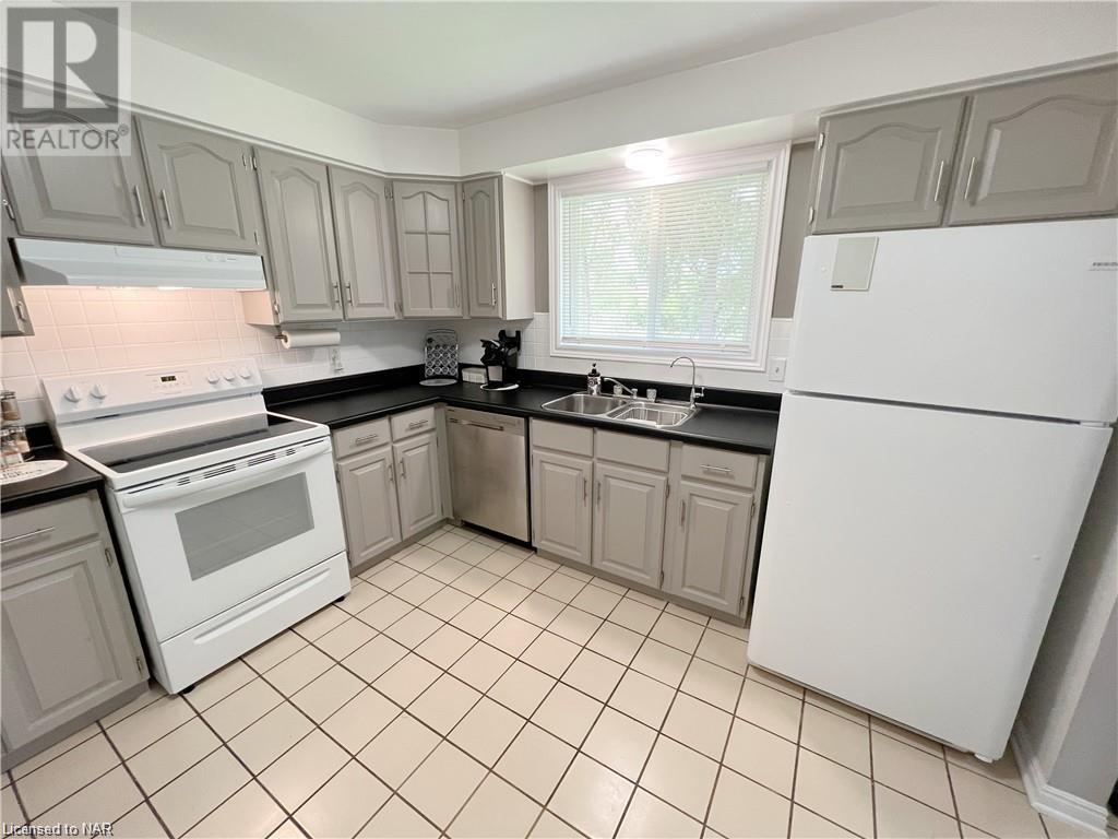 Listing 40323871 - Large Photo # 3