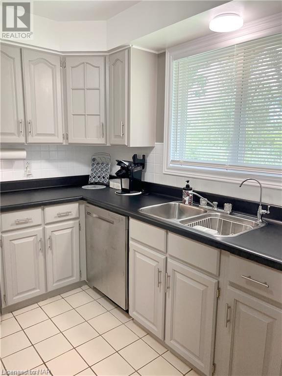 Listing 40323871 - Large Photo # 6