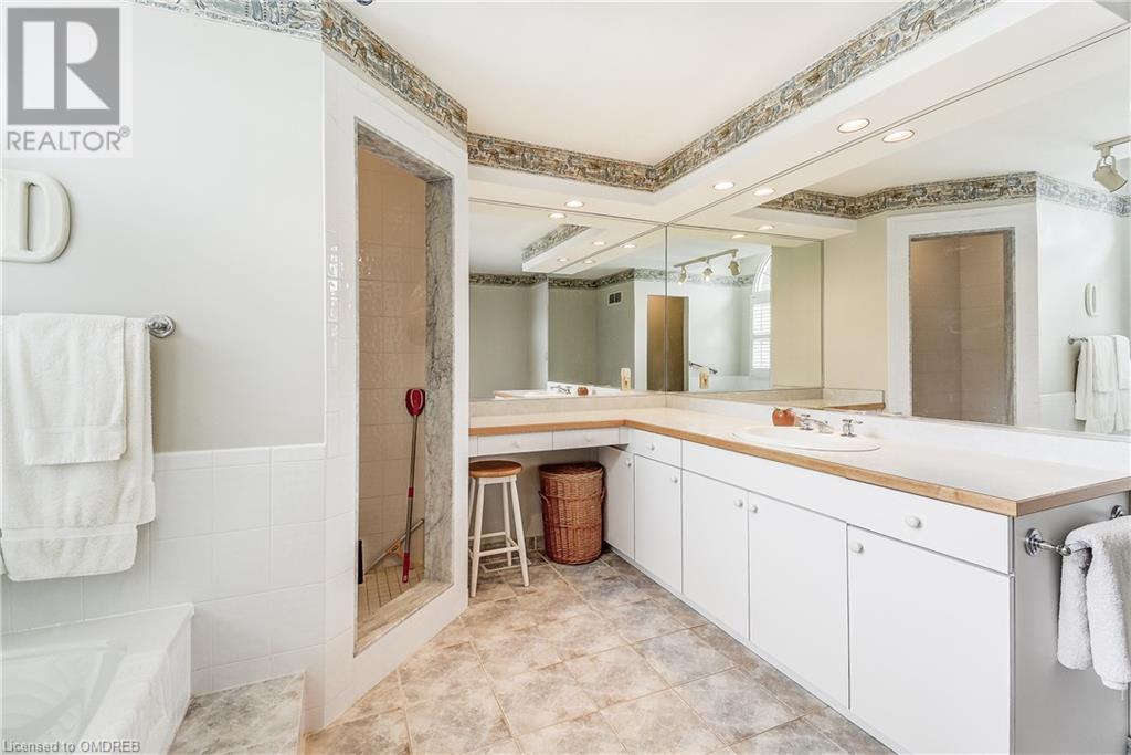 Listing 40324389 - Large Photo # 19