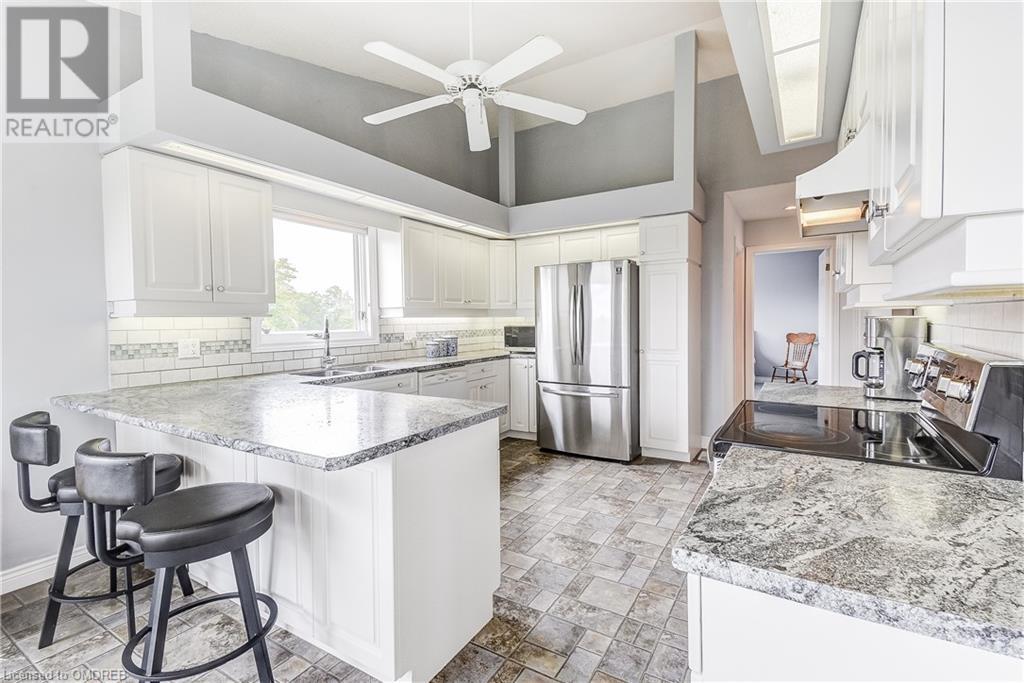 Listing 40324389 - Large Photo # 13
