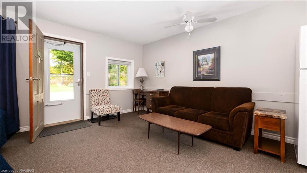 Listing 40325940 - Large Photo # 7
