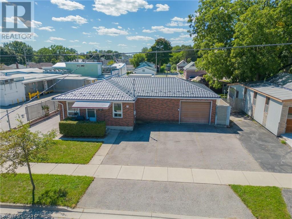 Listing 40326050 - Large Photo # 1