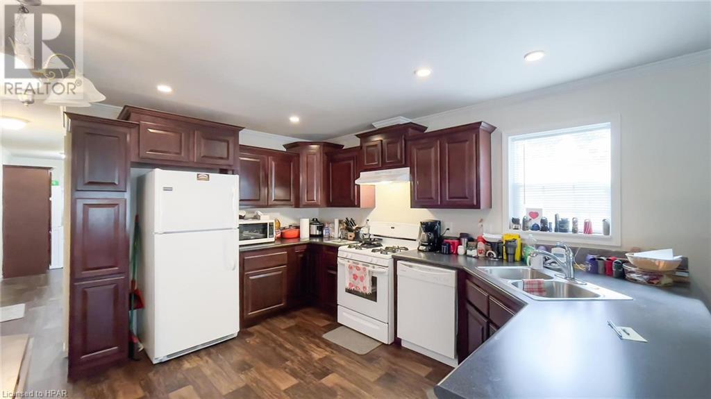Listing 40326816 - Large Photo # 2