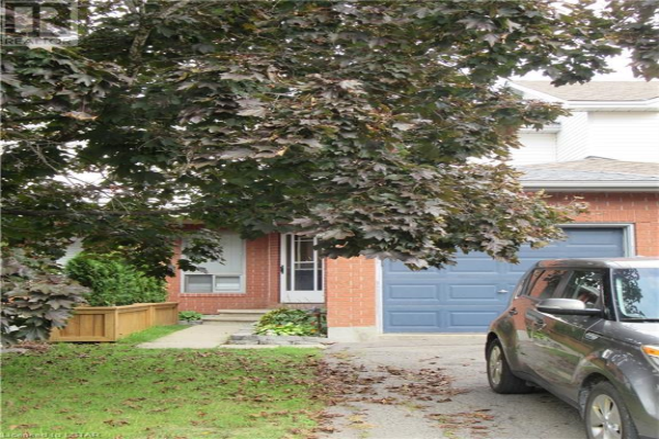 1443 CARAVEL Crescent, Orleans