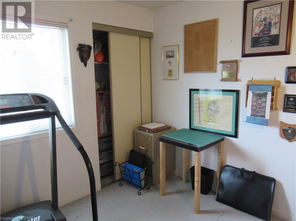 Listing 40327296 - Large Photo # 25