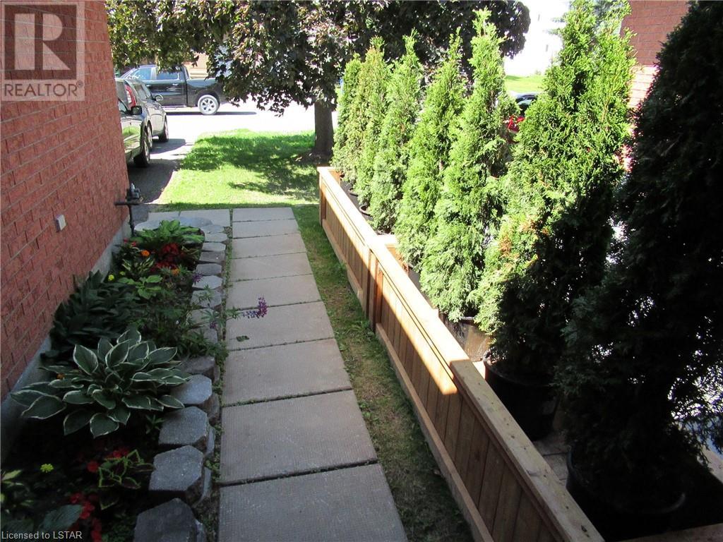 Listing 40327296 - Large Photo # 43